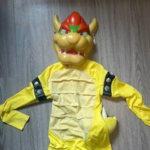 Super Mario bowser costume size 10/12